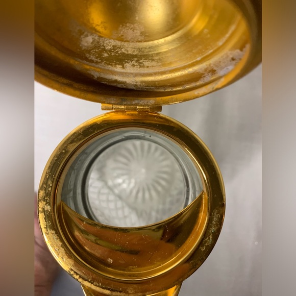 VINTAGE BARWARE | Wine/Liquor/Water Decanter, Decanter with Ornate Metal Top - Picture 4 of 8
